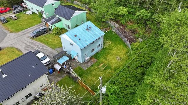 5 of 28 - 1819 Cedar Cres, Masset, BC