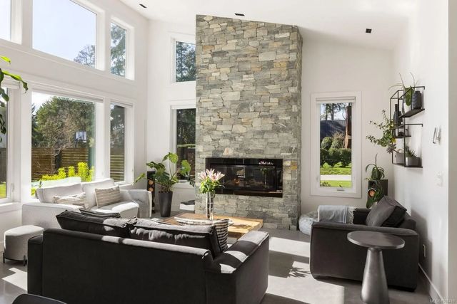 3 of 48 - 593 Downey Rd, North Saanich, BC