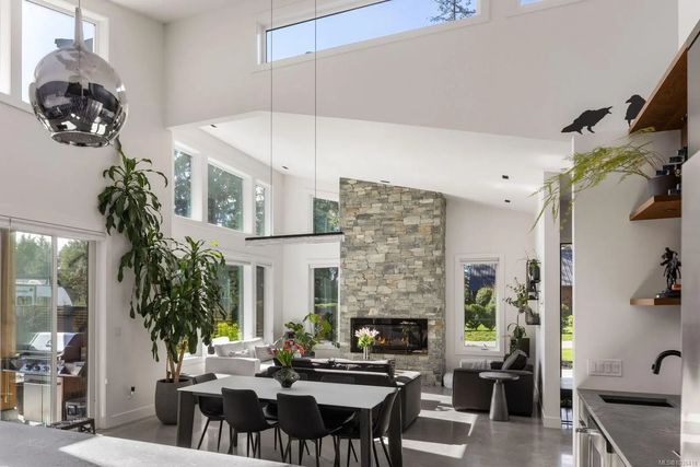 4 of 48 - 593 Downey Rd, North Saanich, BC
