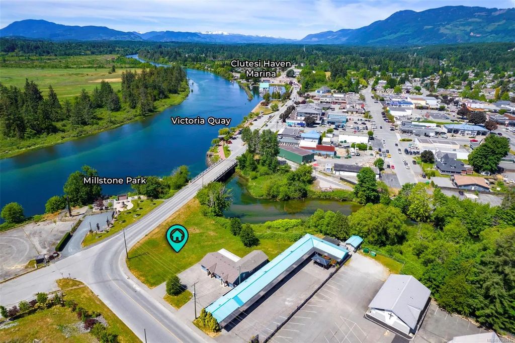 5085 Roger St, Port Alberni