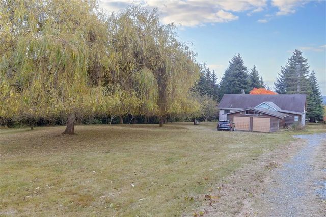5 of 54 - 6613 Sooke Rd, Sooke, BC