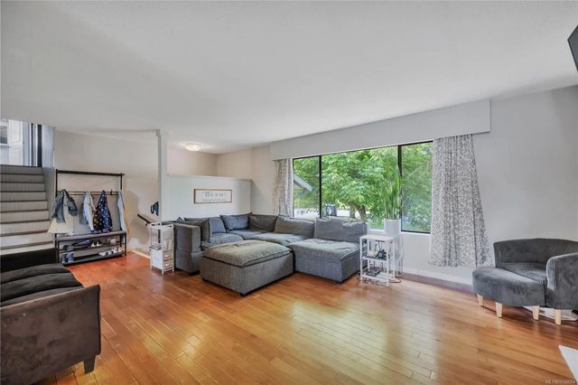 3 of 19 - 1591 Sharon Pl, Parksville, BC