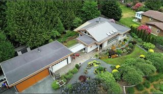 3881 Charlton Dr, Qualicum Beach