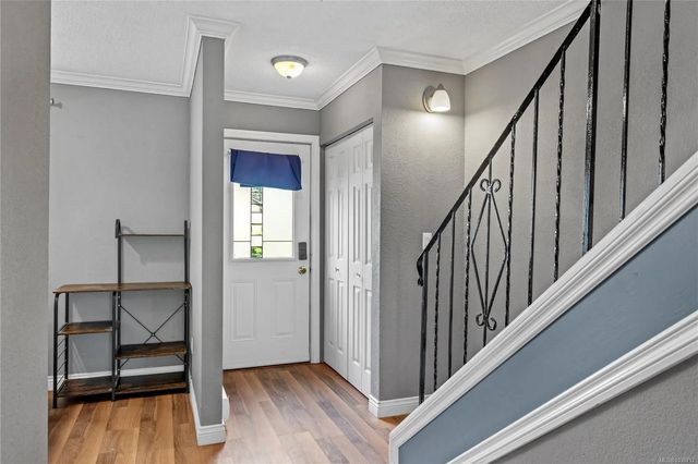 4 of 25 - 855 Howard Ave 6, Nanaimo, BC