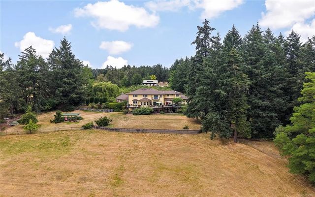 2 of 99 - 1662 Stamps Rd, Cowichan Bay, BC