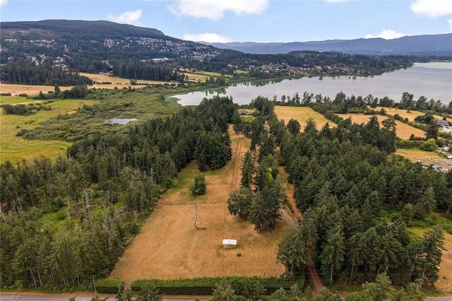 3 of 99 - 1662 Stamps Rd, Cowichan Bay, BC