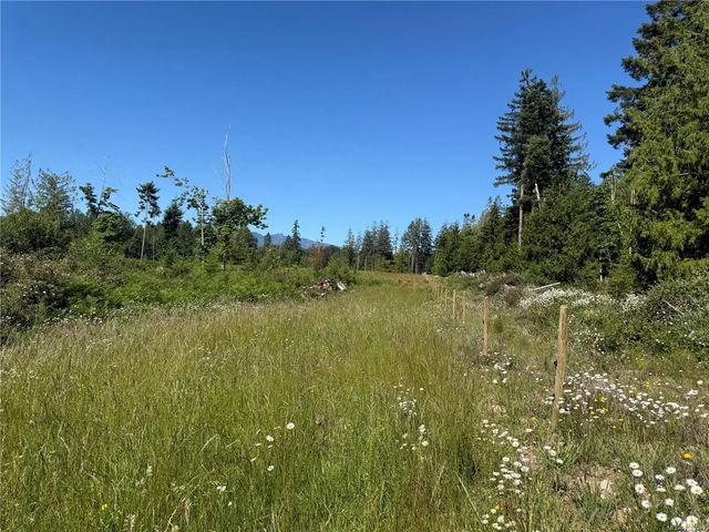 3 of 8 - Lot A Frances Rd, Merville, BC