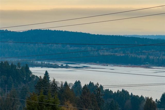 4 of 28 - 439 Thetis Dr, Ladysmith, BC