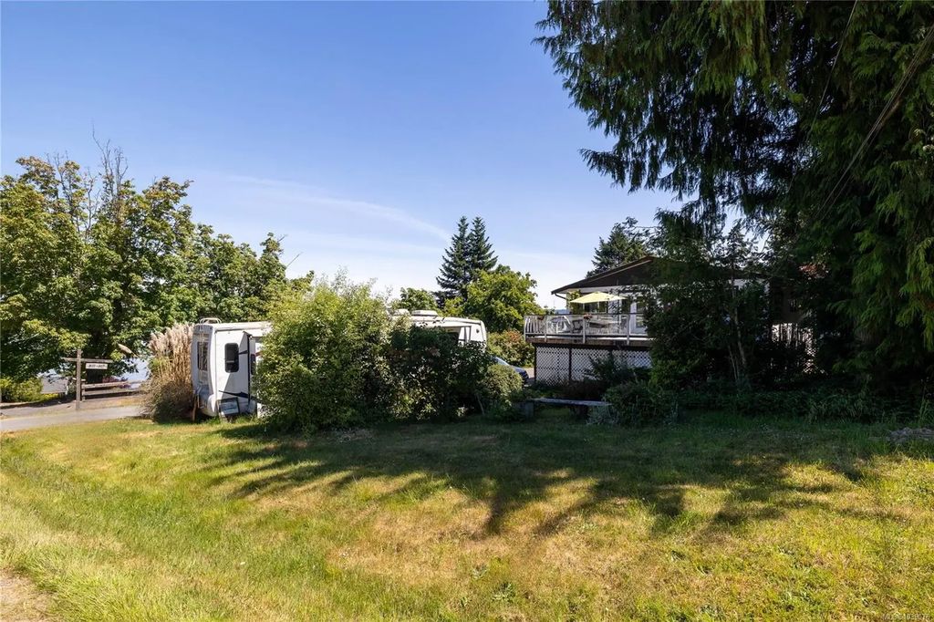 307 Maliview Dr, Salt Spring