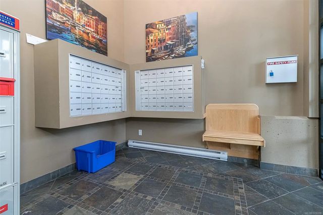 5 of 26 - 1620 Mckenzie Ave 202, Saanich, BC