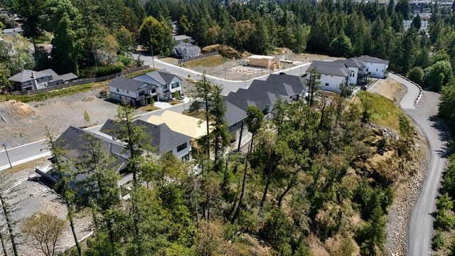 5 of 27 - 632 Madrona Ridge, Langford, BC
