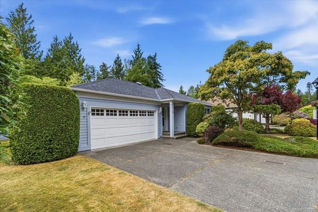 2 of 45 - 506 Seaward Way, Qualicum Beach, BC