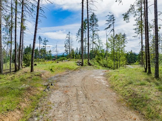 5 of 26 - Lot Quennell Rd, Nanaimo, BC