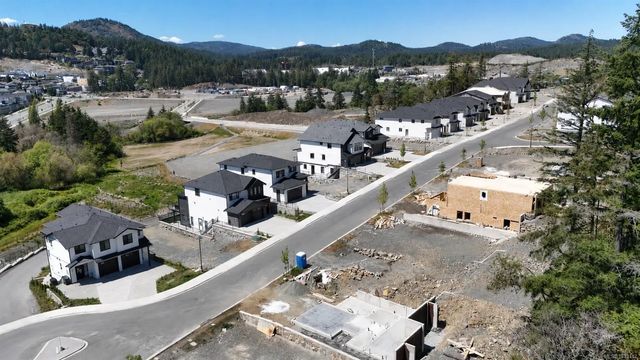 3 of 25 - 696 Madrona Ridge, Langford, BC
