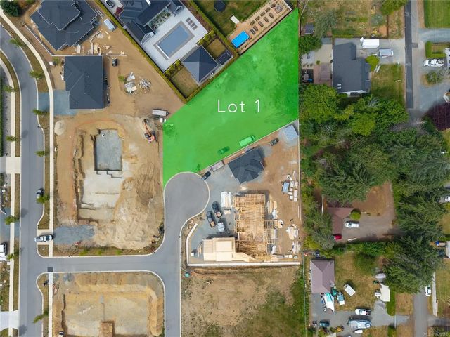 4 of 9 - 7128 Ocean Blue Pl, Lantzville, BC