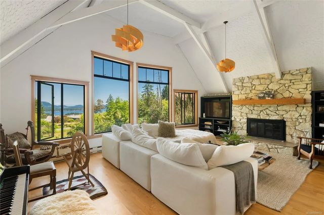 5 of 48 - 133 Arnell Way, Salt Spring, BC