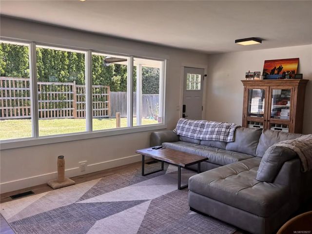 4 of 49 - 5054 Dundalk Ave N, Port Alberni, BC