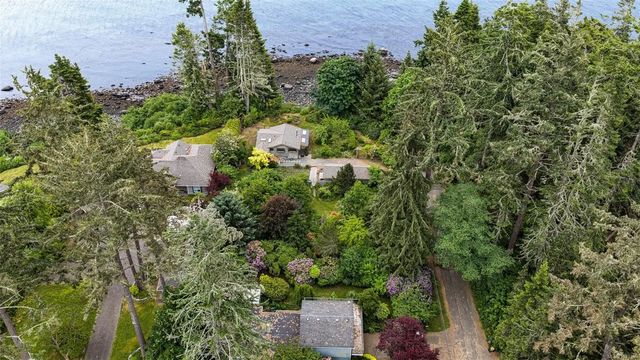 5 of 22 - 7095 Richview Dr B, Sooke, BC
