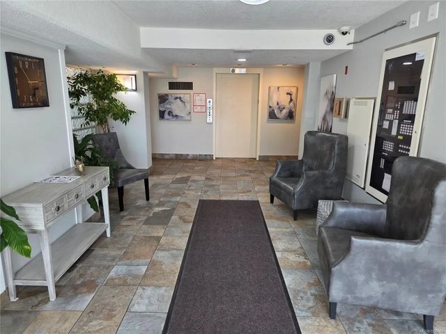 2 of 35 - 220 Townsite Rd 603, Nanaimo, BC
