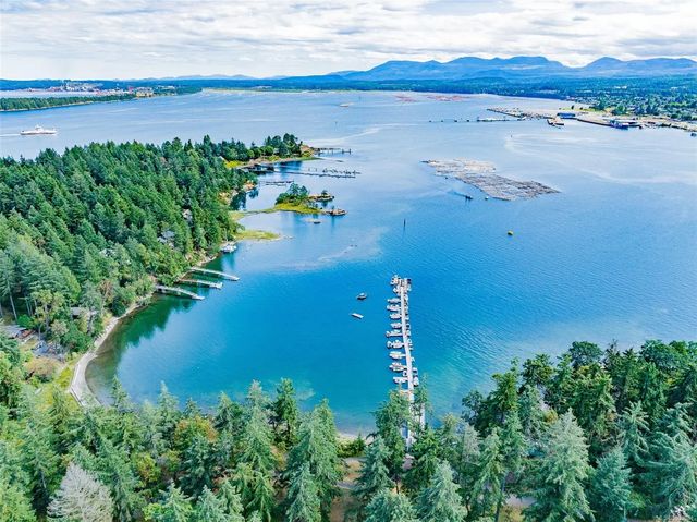 3 of 47 - 7 Pirates Lane, Protection Island, BC