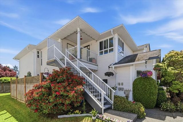 6245 Blueback Rd 32, Nanaimo