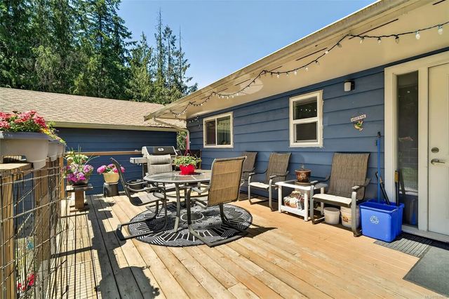 4 of 61 - 2411 Tintern Rd, Coombs, BC