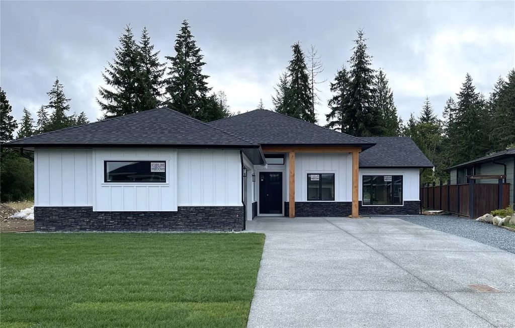 3036 Arbutus Dr, Port Alberni