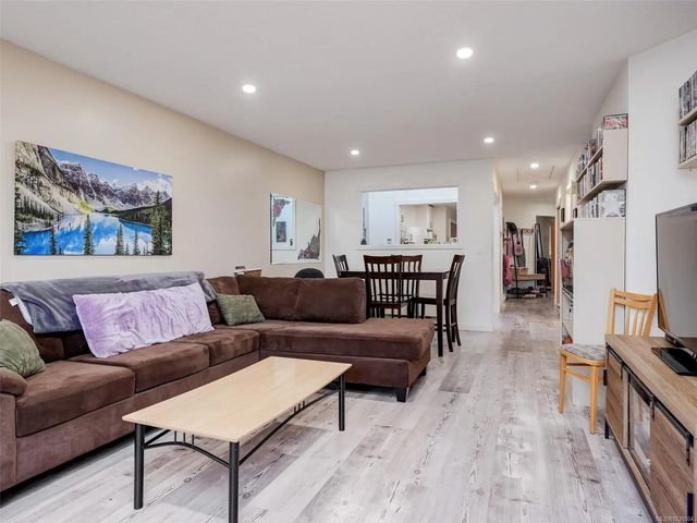 4 of 24 - 4125 Interurban Rd 65, Saanich, BC