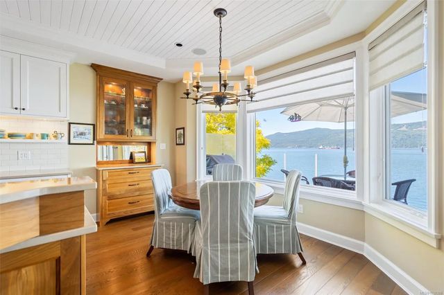 4 of 51 - 221 Marine Dr, Cobble Hill, BC