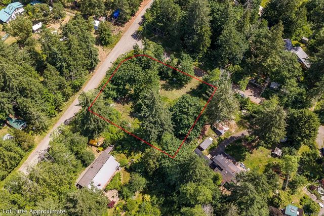 4 of 22 - 4920 Kirk Rd, Hornby Island, BC