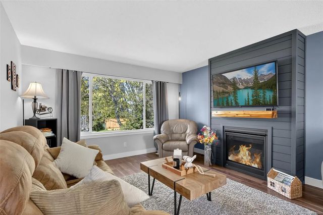 4 of 30 - 1130 21st St, Courtenay, BC