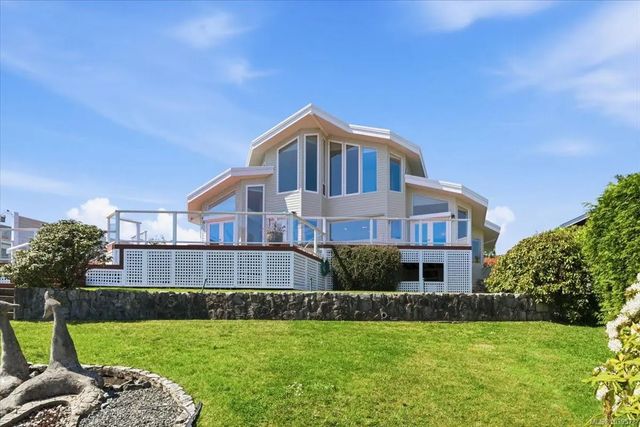 3 of 83 - 506 Panorama Pl, Parksville, BC