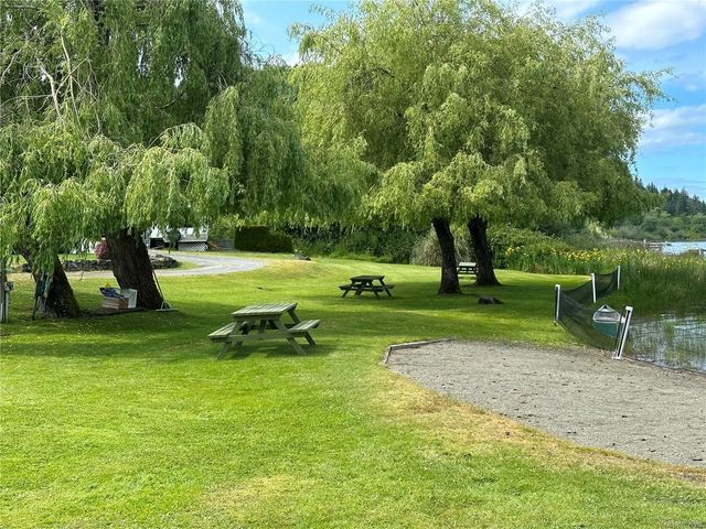 2 of 28 - 171 Tripp Rd 11, Salt Spring, BC
