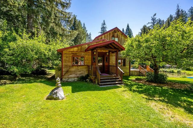 2 of 60 - 1416 Robertson Rd, Cortes Island, BC