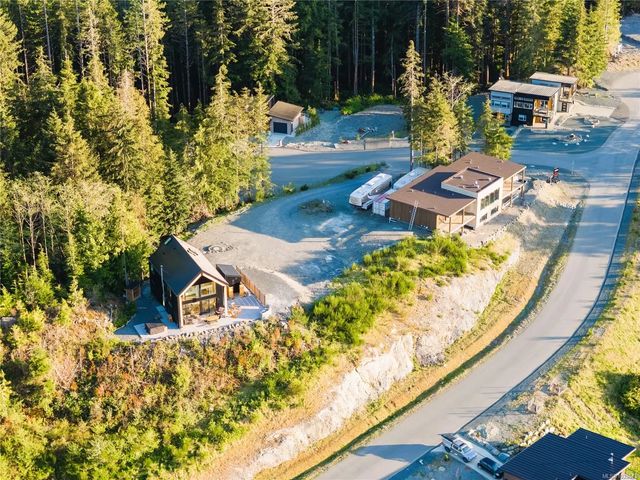 4 of 14 - 16923 Beachview Close, Port Renfrew, BC