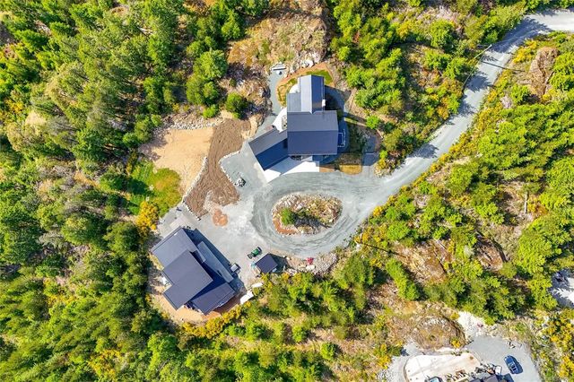 3 of 76 - 4650 Goldstream Heights Dr, Shawnigan Lake, BC