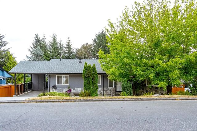2 of 36 - 125 Arbutus Cres, Ladysmith, BC