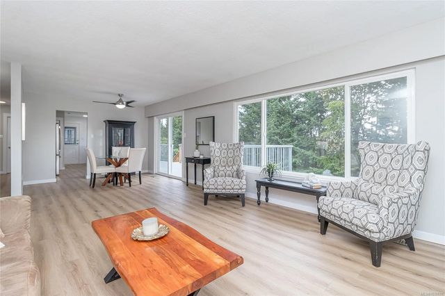 3 of 36 - 125 Arbutus Cres, Ladysmith, BC