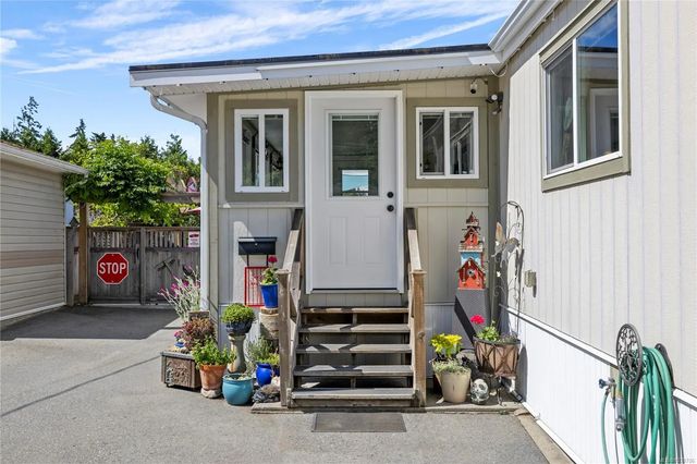 4 of 49 - 1572 Seabird Rd 2, Cassidy, BC