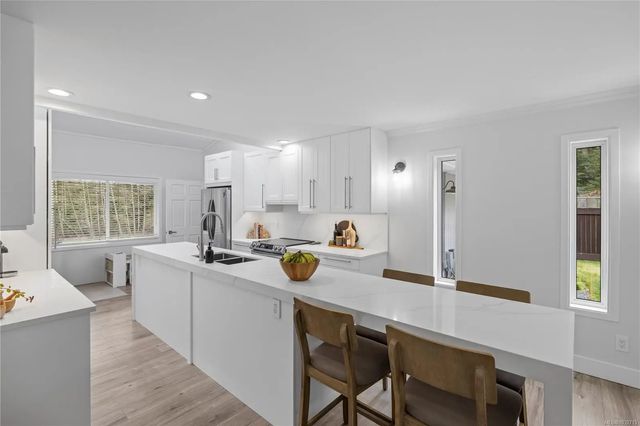 5 of 94 - 2191 Florence Dr, Nanoose Bay, BC