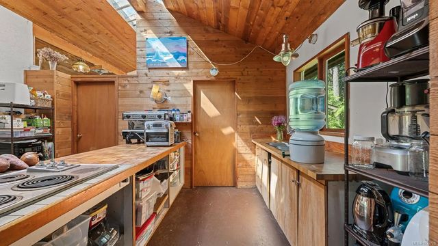 5 of 20 - 6535 St Johns Point Rd, Hornby Island, BC