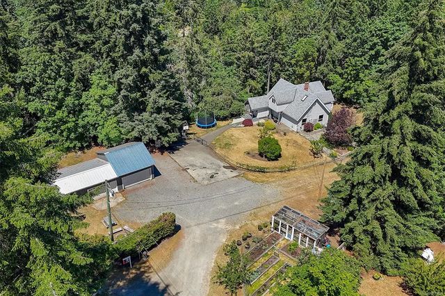 2 of 86 - 2333 Summerset Rd, Nanoose Bay, BC