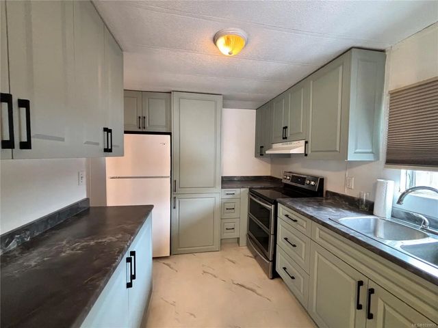 2 of 18 - 601 Matchlee Dr 78, Gold River, BC