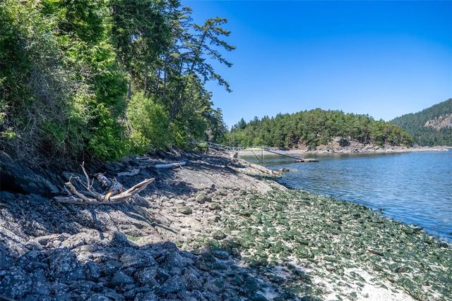 4 of 60 - 7911 Bedwell Dr, Pender Island, BC