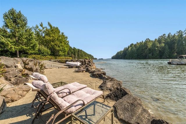 3 of 95 - 4718/4720 Shell Beach Rd, Ladysmith, BC