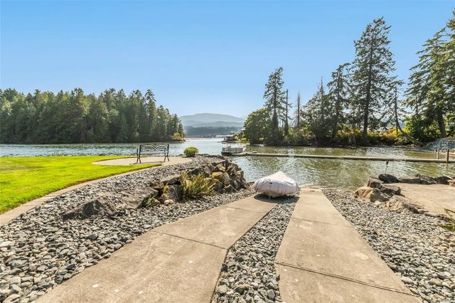 4 of 95 - 4718/4720 Shell Beach Rd, Ladysmith, BC