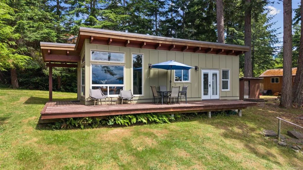 781 Cliff Rd, Quadra Island