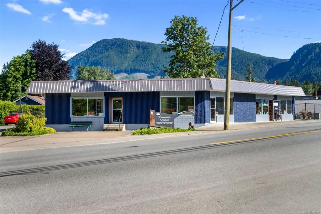 74 South Shore Rd, Lake Cowichan