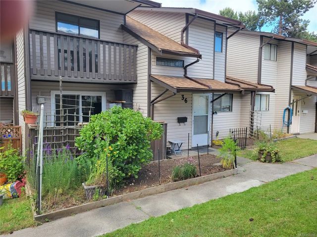 2 of 17 - 1506 Admirals Rd 36, View Royal, BC