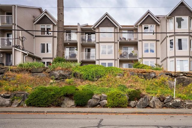 9916 Daniel St 204, Chemainus